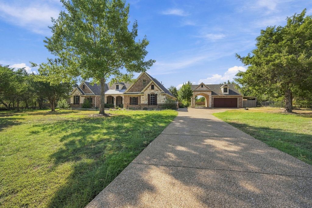 4050 Wisteria Trail, Midlothian, TX 76065 — exterior