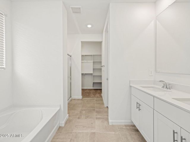 8526 W Saratoga Way, Florence, AZ 85132