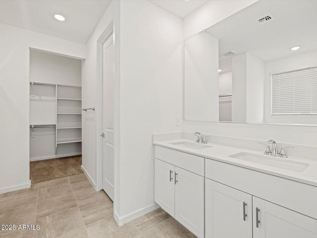 8526 W Saratoga Way, Florence, AZ 85132