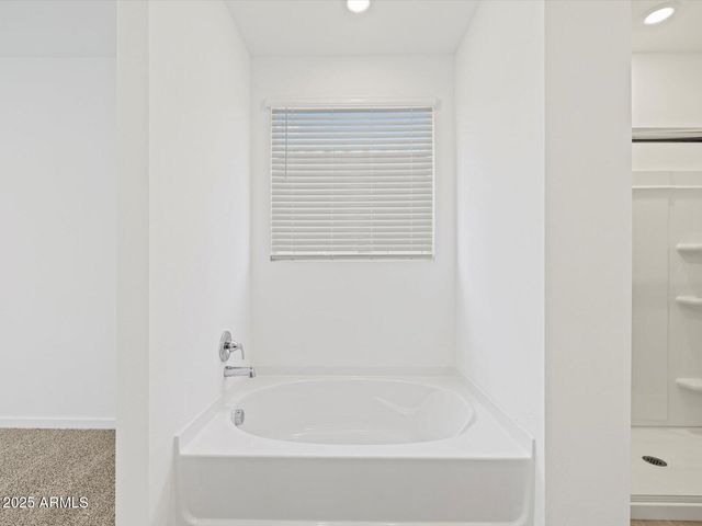 8526 W Saratoga Way, Florence, AZ 85132