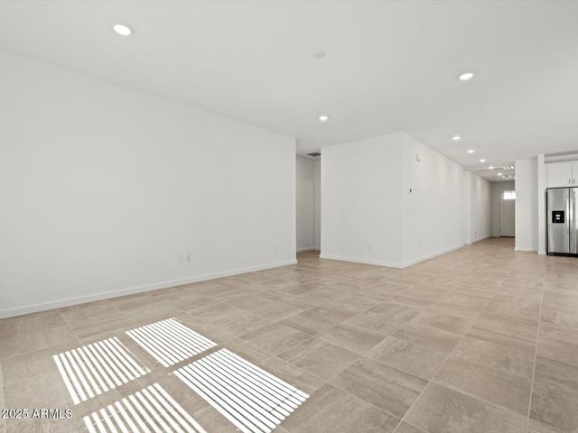 8526 W Saratoga Way, Florence, AZ 85132