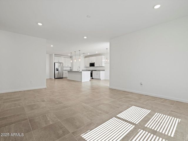 8526 W Saratoga Way, Florence, AZ 85132