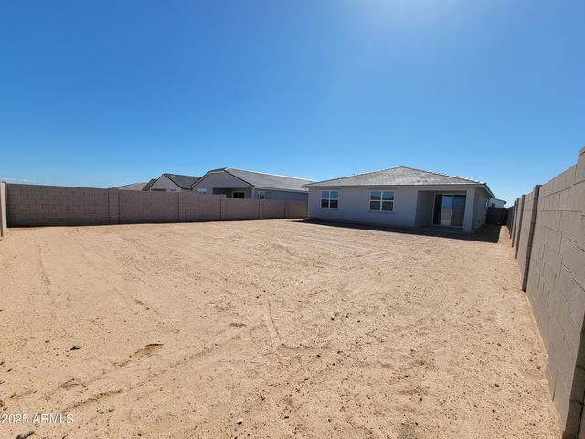 8526 W Saratoga Way, Florence, AZ 85132