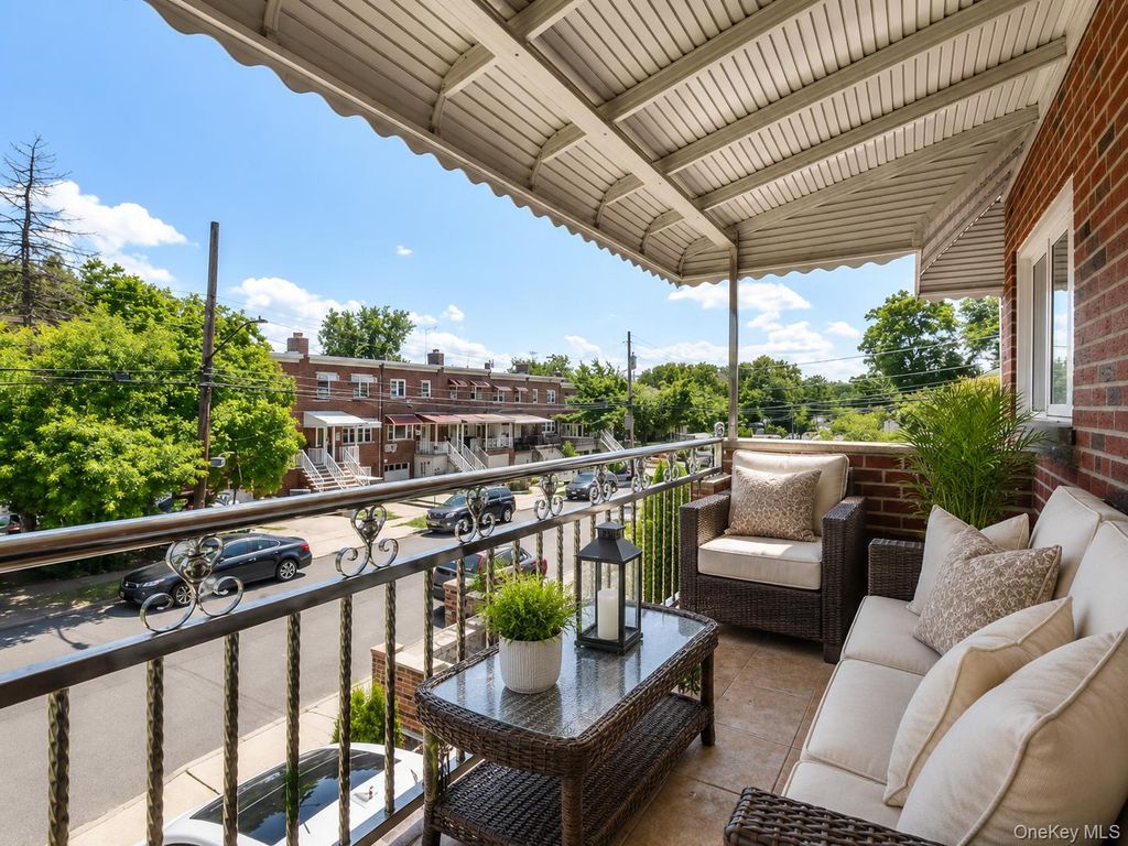 2451 Wilson Avenue, Bronx, NY 10469 — photo 5