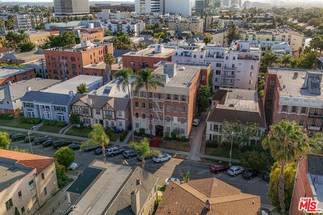 621 S Dunsmuir Avenue, Los Angeles, CA 90036