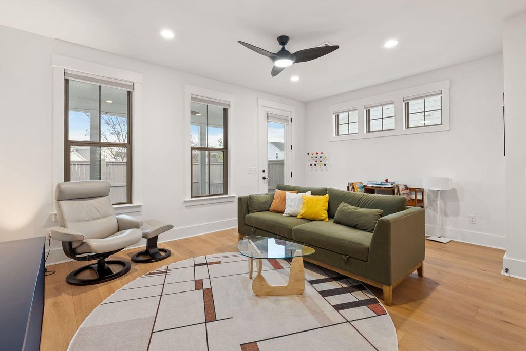 Image 19 of property listing at 167 Great Lawn Drive, Summerville, SC 29486