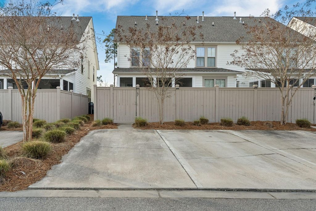 Image 39 of property listing at 167 Great Lawn Drive, Summerville, SC 29486