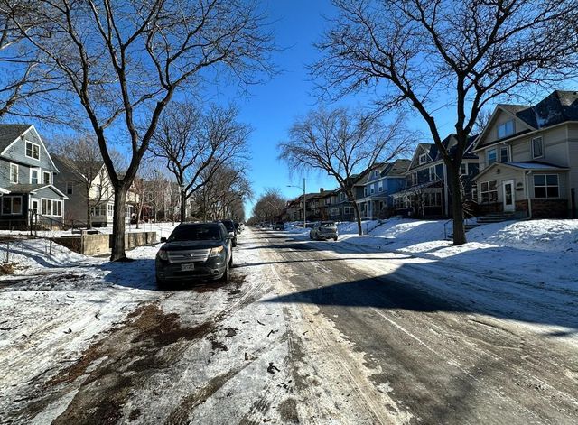 909 Dayton Avenue, Saint Paul, MN 55104