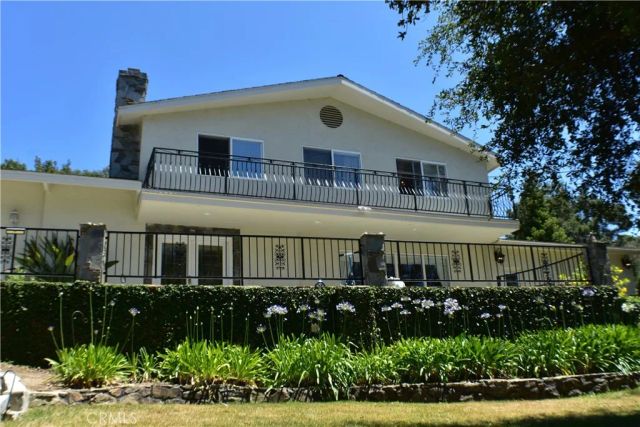 60 Upper Lake Road, Thousand Oaks, CA 91361