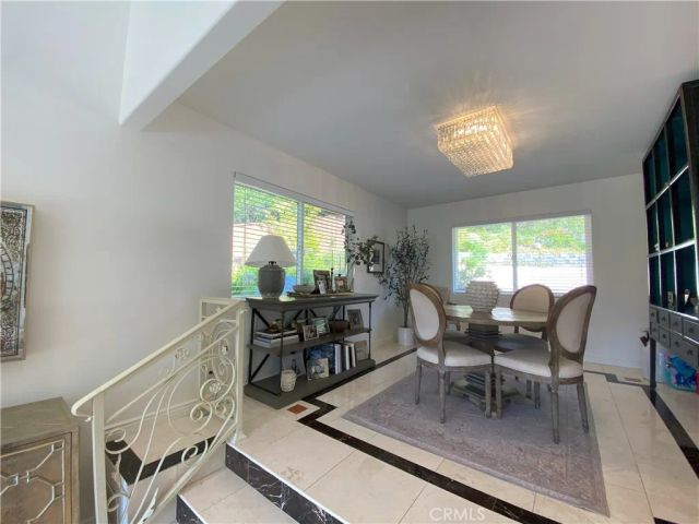 60 Upper Lake Road, Thousand Oaks, CA 91361