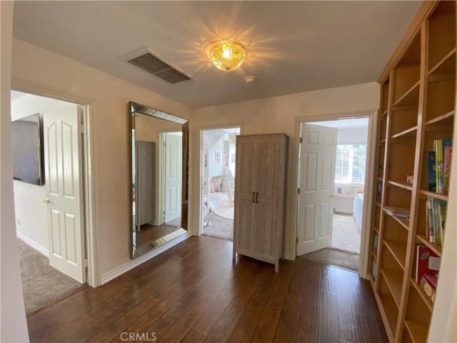 60 Upper Lake Road, Thousand Oaks, CA 91361