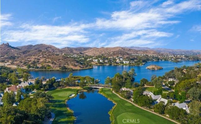 60 Upper Lake Road, Thousand Oaks, CA 91361