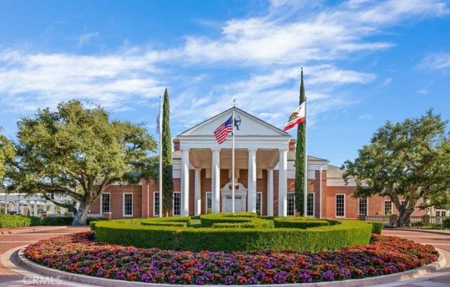 60 Upper Lake Road, Thousand Oaks, CA 91361