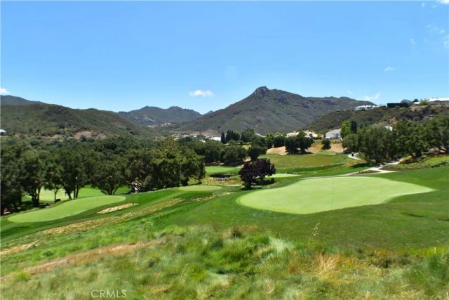 60 Upper Lake Road, Thousand Oaks, CA 91361