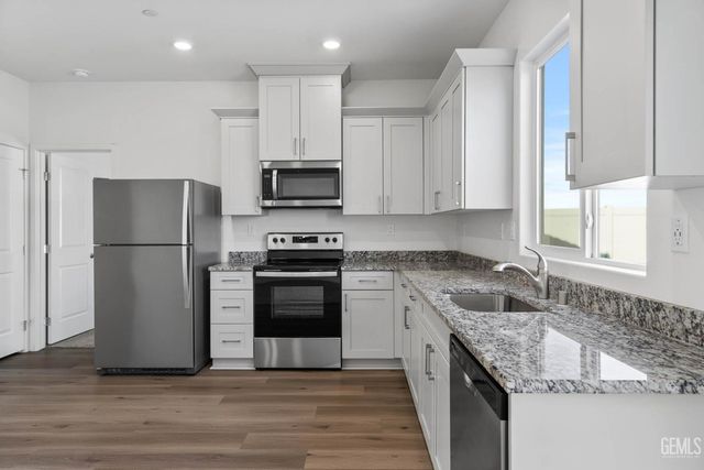 7837 Ita Palm Way, Bakersfield, CA 93313