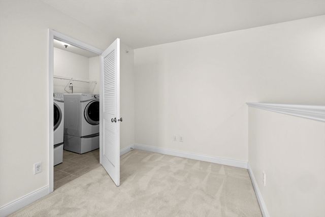 28 Simeon Howard Way 28, Westborough, MA 01581