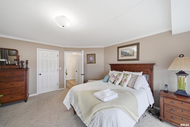125 SW JEFFERSON Street W18A, Peoria, IL 61602