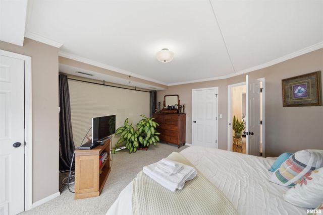 125 SW JEFFERSON Street W18A, Peoria, IL 61602