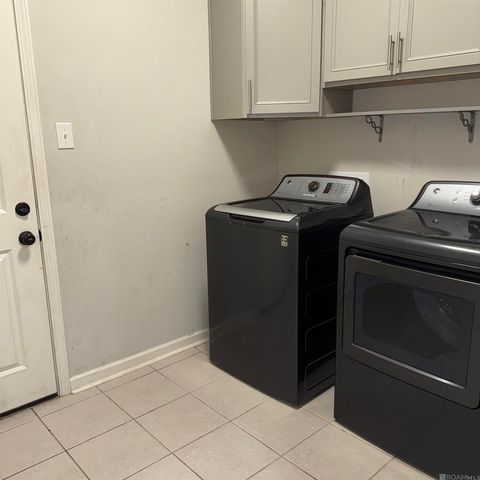 38461 Brown Rd, Prairieville, LA 70769