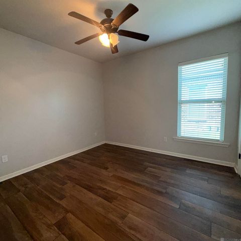 38461 Brown Rd, Prairieville, LA 70769