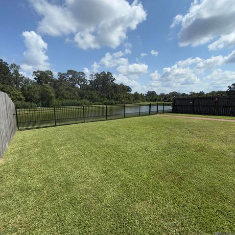 38461 Brown Rd, Prairieville, LA 70769