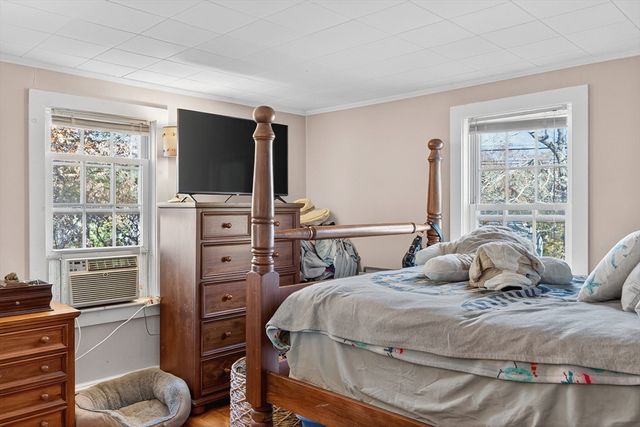 933-935 West Yarmouth Rd, Yarmouth, MA 02675