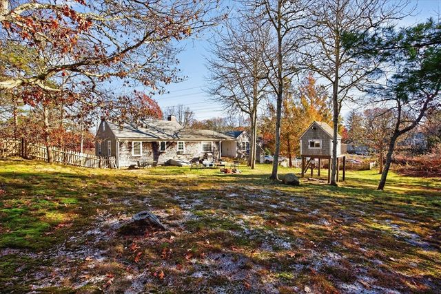 933-935 West Yarmouth Rd, Yarmouth, MA 02675