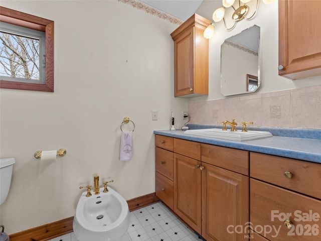 768 Gardner Lane, Pisgah Forest, NC 28768