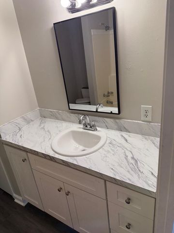 813 Holder Ct, Nashville, TN 37217