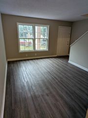 813 Holder Ct, Nashville, TN 37217