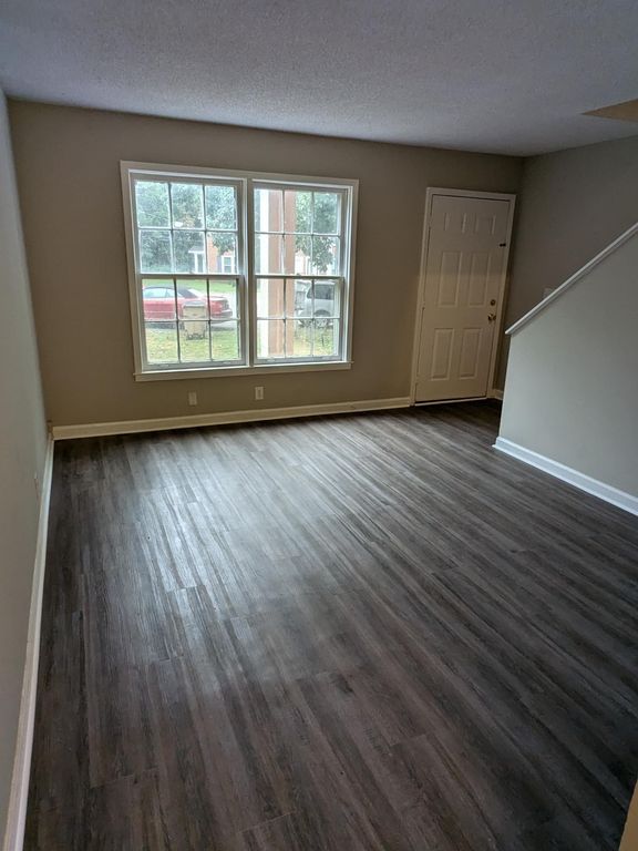 813 Holder Ct, Nashville, TN 37217