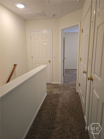 9826 Whitefield Avenue B, Savannah, GA 31406