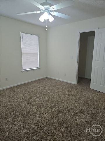 9826 Whitefield Avenue B, Savannah, GA 31406