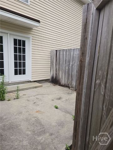 9826 Whitefield Avenue B, Savannah, GA 31406