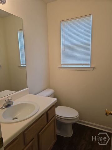 9826 Whitefield Avenue B, Savannah, GA 31406