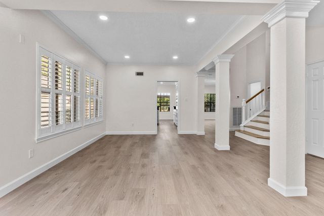 35 Amber Sky Place, The Woodlands, TX 77381