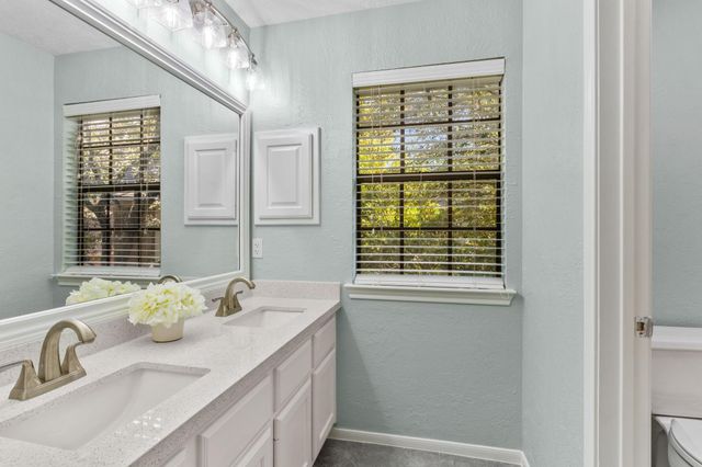 35 Amber Sky Place, The Woodlands, TX 77381