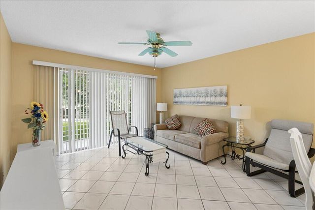 4321 NW 16TH Street C202, Lauderhill, FL 33313