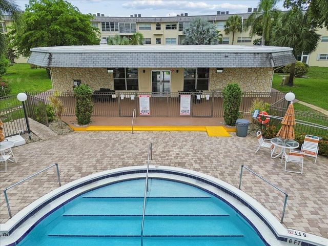 4321 NW 16TH Street C202, Lauderhill, FL 33313