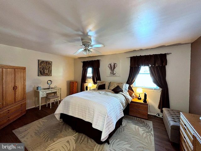 15129 KOVATS DR, Philadelphia, PA 19116