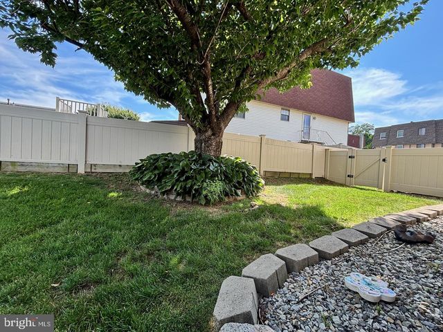 15129 KOVATS DR, Philadelphia, PA 19116