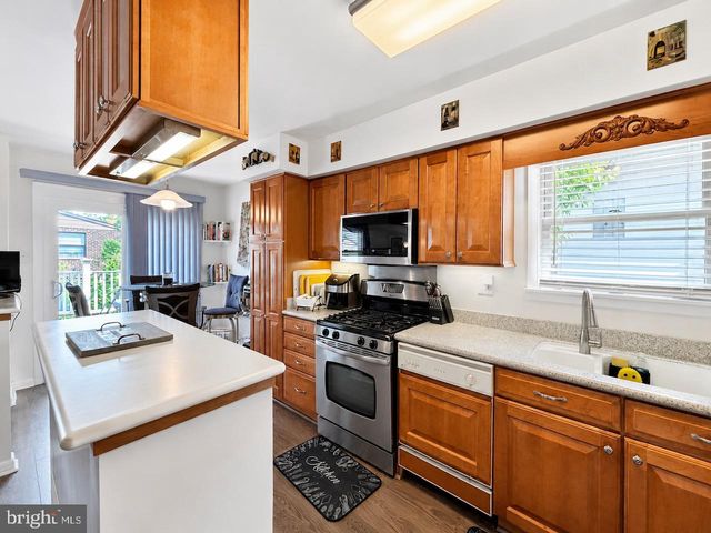 15129 KOVATS DR, Philadelphia, PA 19116