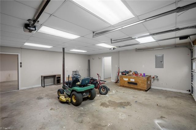 1885 Helmstetler Road, Lexington, NC 27295