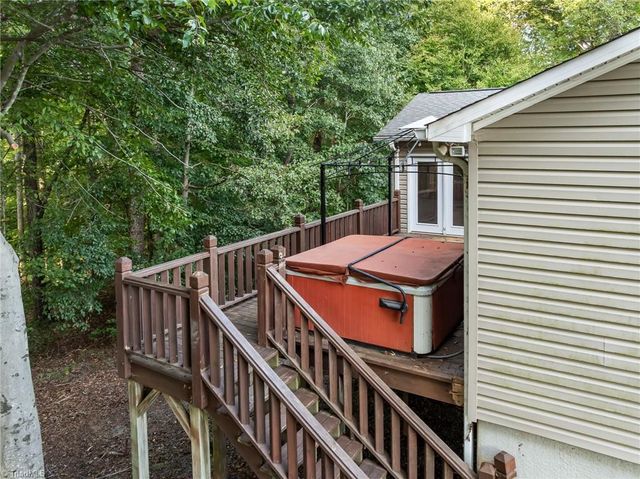 1885 Helmstetler Road, Lexington, NC 27295