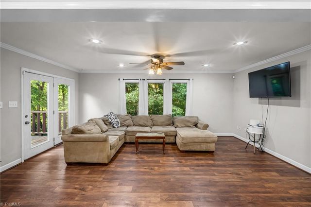 1885 Helmstetler Road, Lexington, NC 27295
