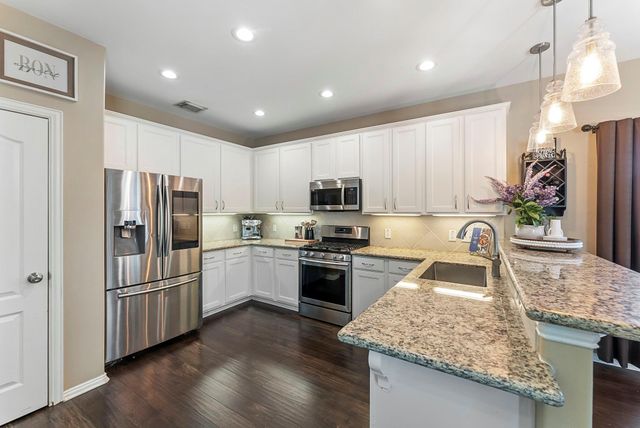 9023 Cedar Run Falls, Tomball, TX 77375