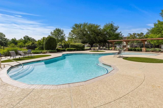 9023 Cedar Run Falls, Tomball, TX 77375