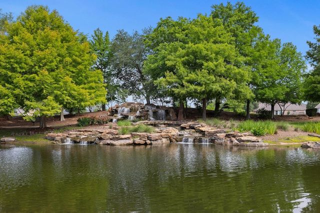 9023 Cedar Run Falls, Tomball, TX 77375