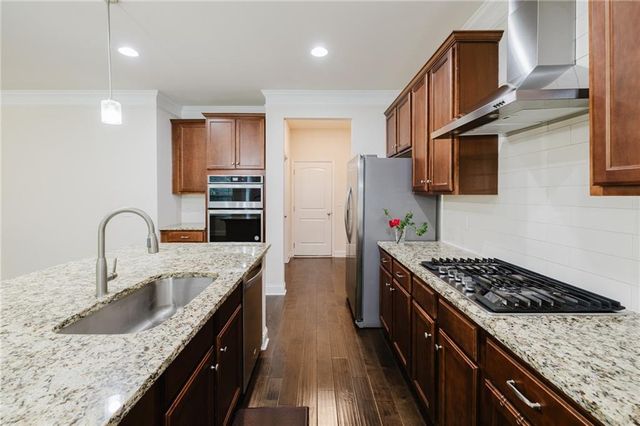 2051 Harvester Lane, Buford, GA 30518