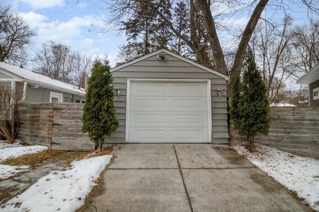 3305 Arthur Street NE, Minneapolis, MN 55418